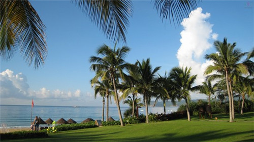 在当涂县适合80后的奶茶加盟品牌有哪些，加盟樊先森欧式奶茶铺在当涂县开店什么位置好