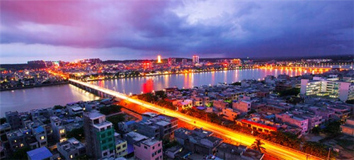 塑胶跑道加盟创业选择什么项目受欢迎（塑胶跑道赚钱吗）